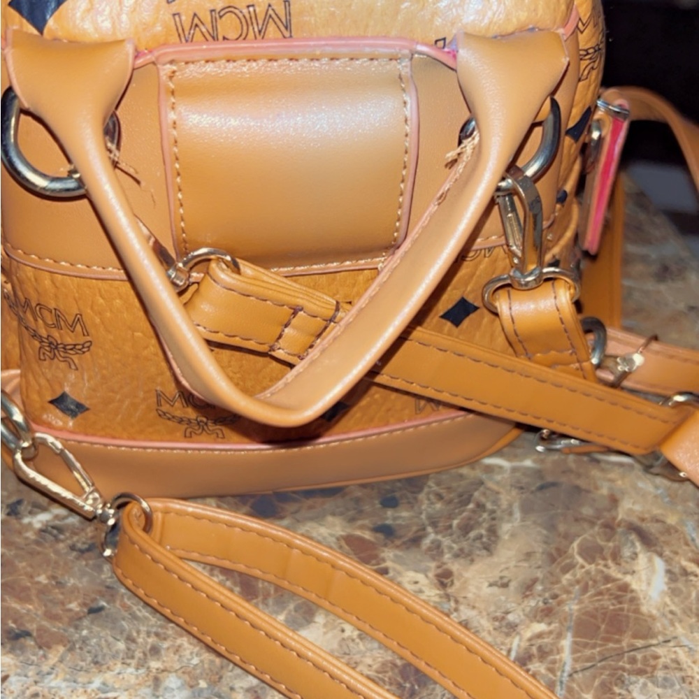 MCM mini bookbag - Picture 3 of 13